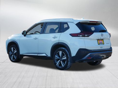 Certified 2022 Nissan Rogue SL w/ SL Premium Package image 5