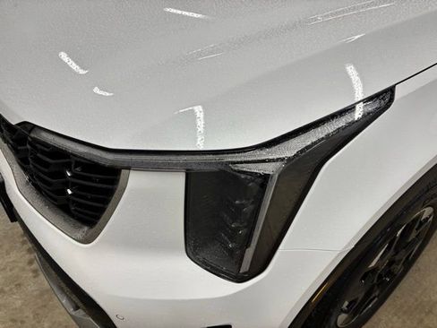 Used 2025 Kia Sorento S w/ Panoramic Sunroof Package FWD image 8