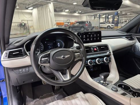 Used 2023 Genesis G70 2.0T w/ Sport Prestige Package image 18