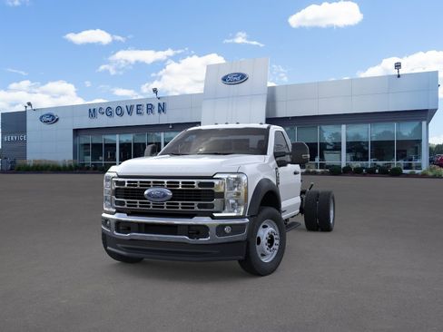 New 2026 Ford F550 4x4 Regular Cab Super Duty image 3