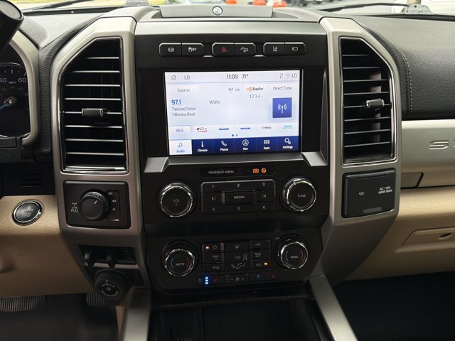 Used 2021 Ford F250 Lariat w/ Lariat Ultimate Package AWD/4WD image 28