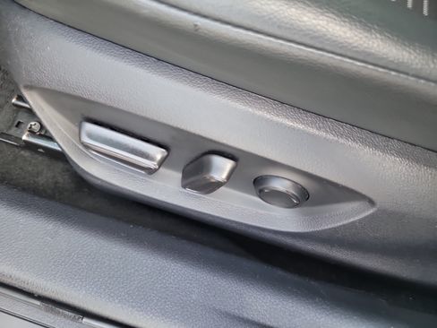Certified 2023 Toyota Camry SE FWD image 19