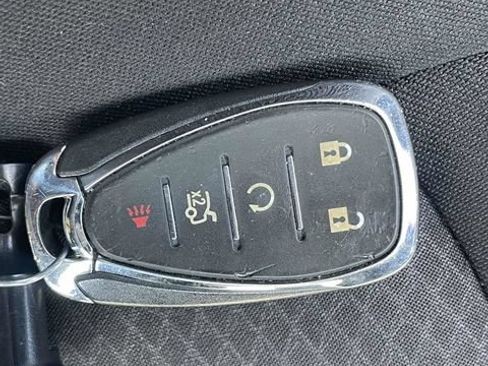Used 2025 Chevrolet Malibu LT FWD image 30