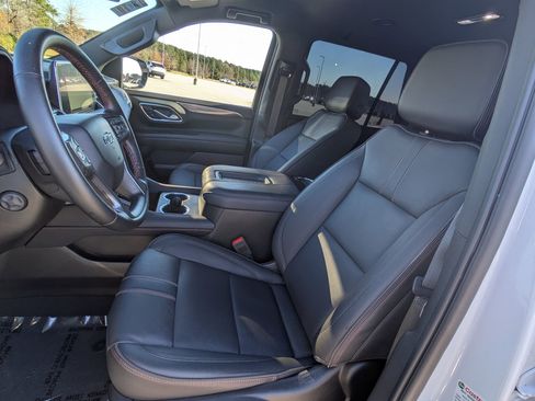 Used 2023 Chevrolet Tahoe RST w/ Luxury Package image 19