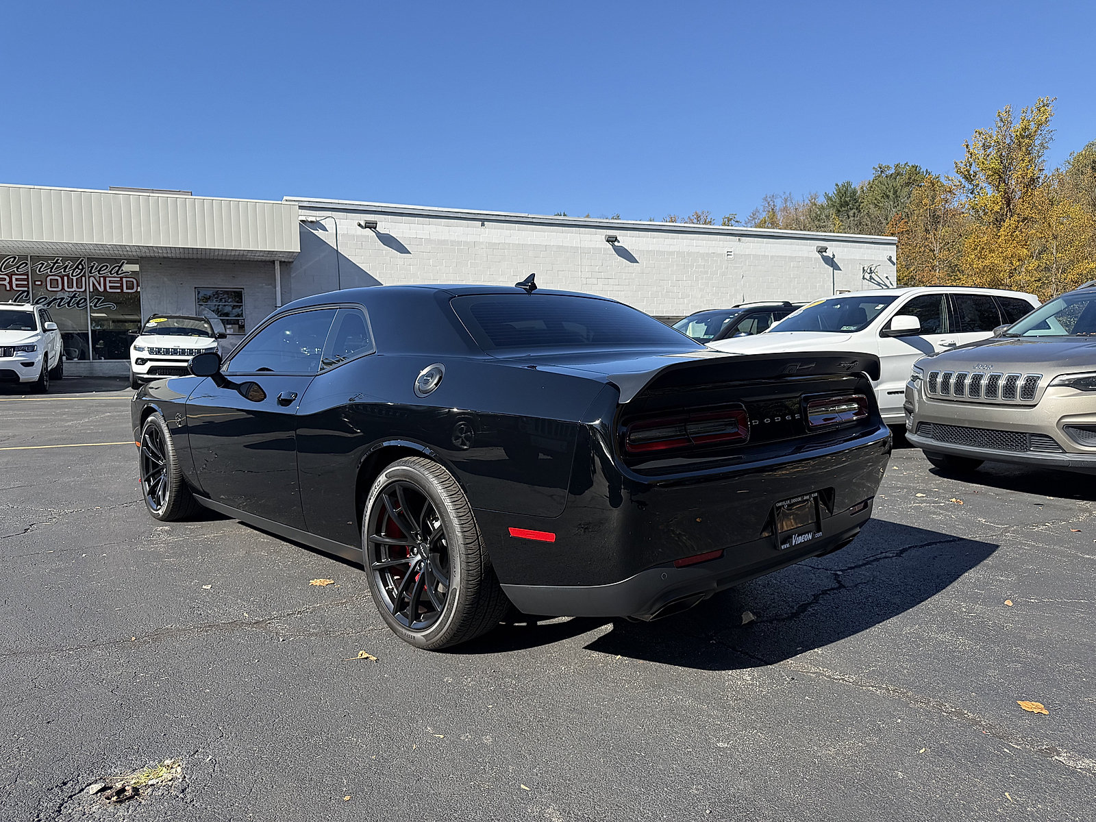 Used 2023 Dodge Challenger SRT Hellcat w/ Driver Convenience Group RWD image 4