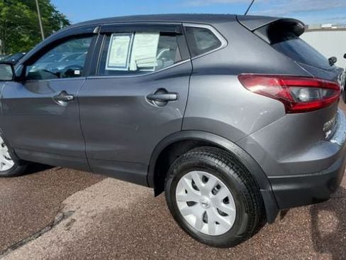 Used 2020 Nissan Rogue Sport S AWD/4WD image 4