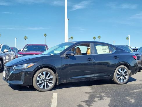 New 2025 Nissan Sentra SV w/ SV Premium Package image 2