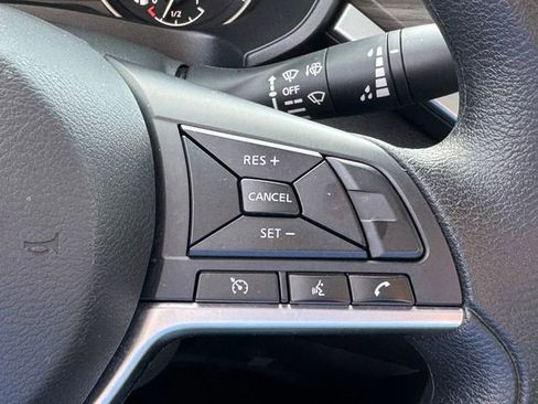 Used 2025 Nissan Altima 2.5 SV image 22