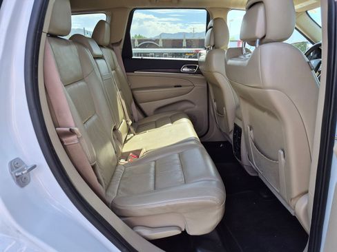 Used 2015 Jeep Grand Cherokee Limited AWD/4WD image 30