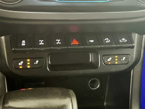 Used 2020 Chevrolet Colorado ZR2 w/ ZR2 Dusk Special Edition image 20