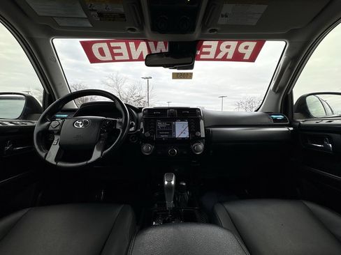 Used 2024 Toyota 4Runner TRD Off-Road Premium image 29