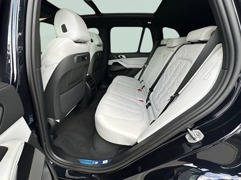 New 2026 BMW X5 sDrive40i w/ M Sport Package RWD image 23