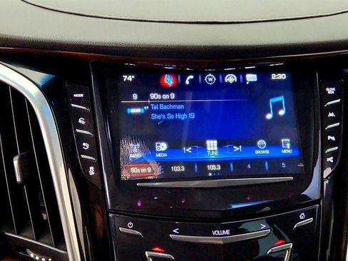 Used 2019 Cadillac Escalade Luxury AWD/4WD image 19