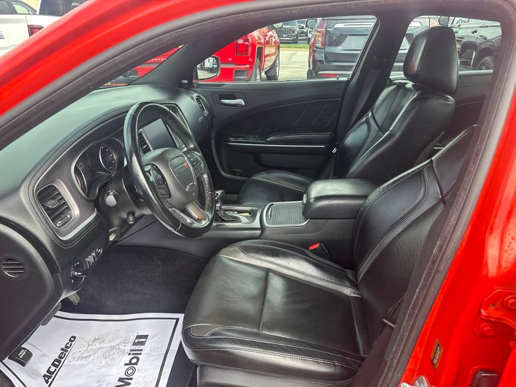 Used 2021 Dodge Charger SXT w/ Plus Group RWD image 16