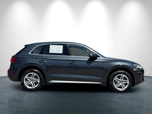 Used 2018 Audi Q5 2.0T Premium Plus w/ Premium Plus Package AWD/4WD image 3