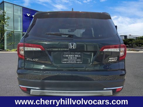 Used 2020 Honda Pilot Touring image 6