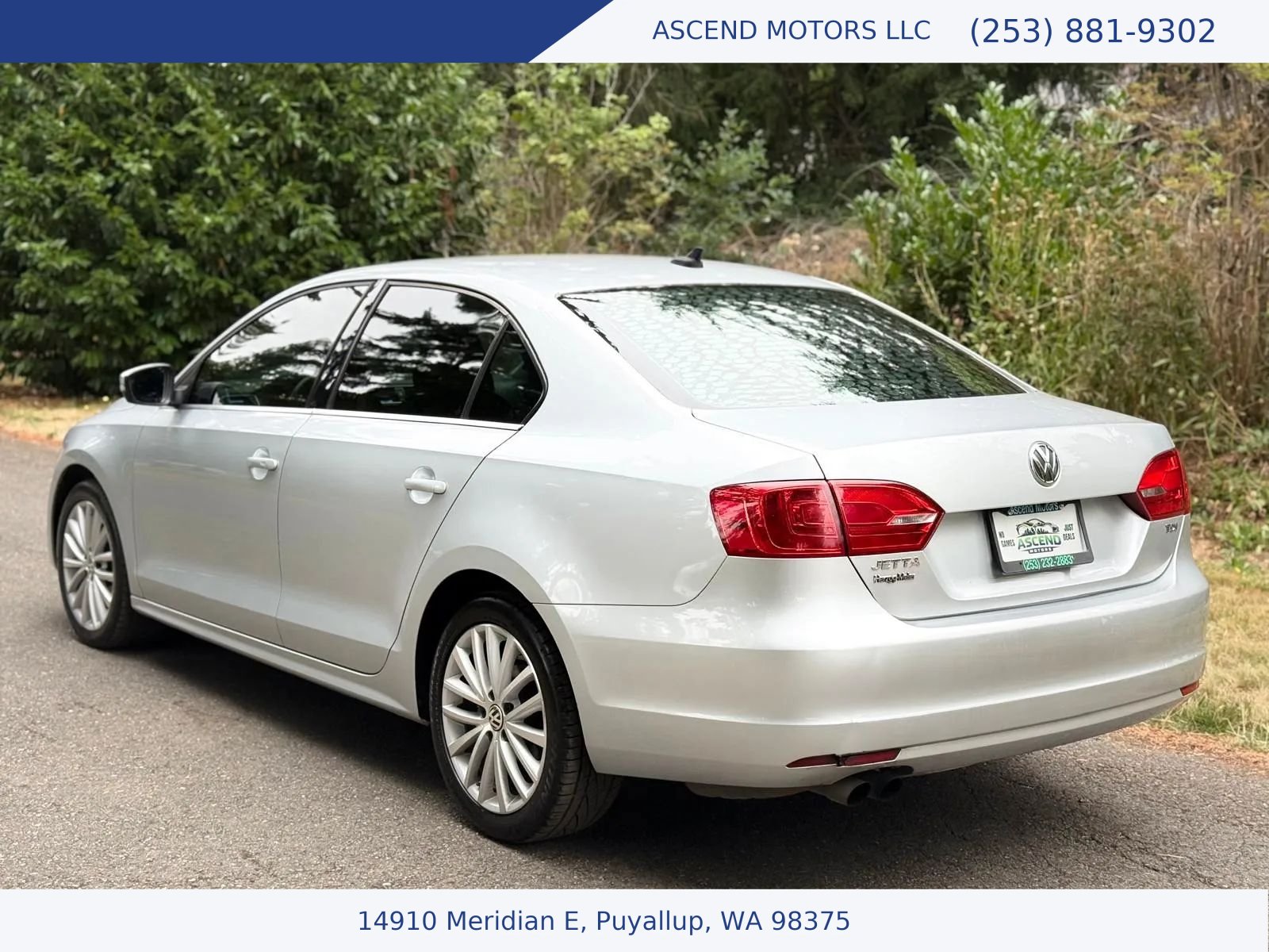 Used 2014 Volkswagen Jetta TDI FWD image 3