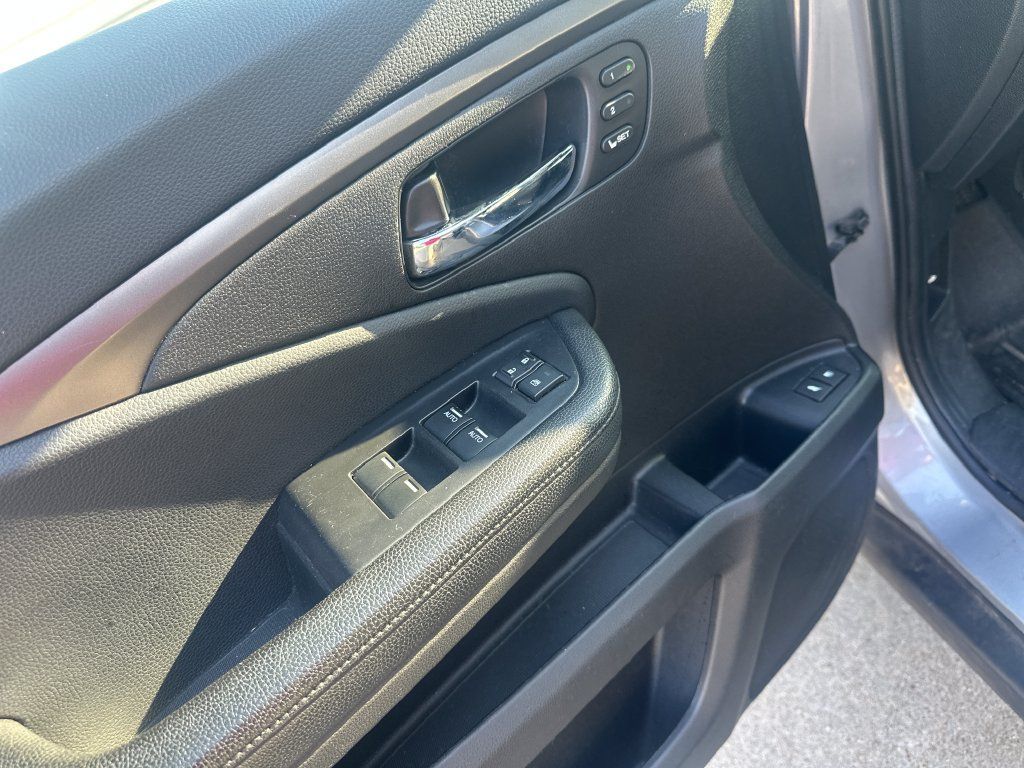 Used 2019 Honda Passport EX-L image 11
