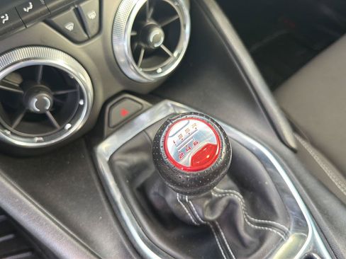 Used 2024 Chevrolet Camaro LT RWD image 24