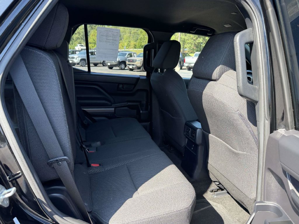 Certified 2025 Toyota 4Runner SR5 AWD/4WD image 14