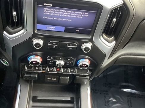 Used 2021 GMC Sierra 1500 SLT w/ SLT Convenience Package image 20