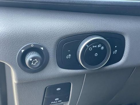 New 2025 Ford Transit 250 Low Roof image 16