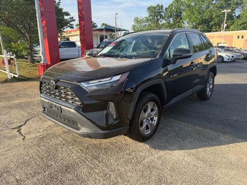 Used 2023 Toyota RAV4 XLE image 3