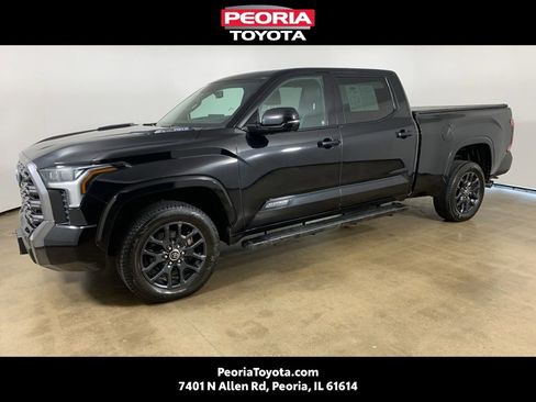 Used 2023 Toyota Tundra Platinum AWD/4WD image 1