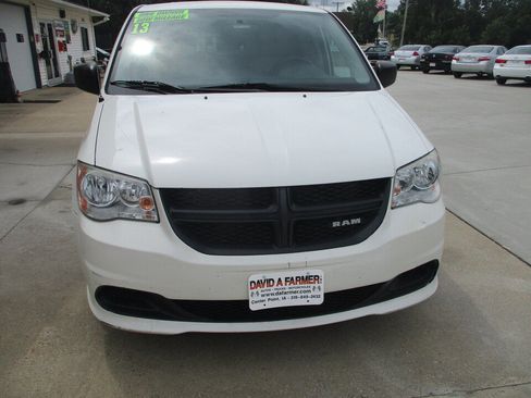 Used 2013 RAM C/V Tradesman FWD image 18