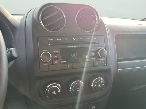 Used 2014 Jeep Patriot Sport w/ Power Value Group FWD image 15