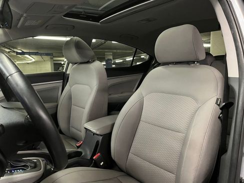Used 2020 Hyundai Elantra Value Edition w/ Winter Weather Package FWD image 16