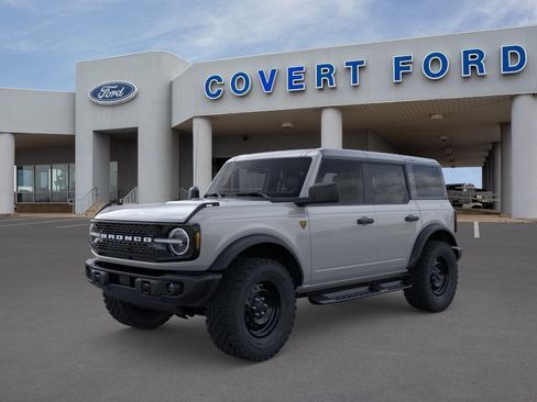 New 2026 Ford Bronco Badlands w/ Black Appearance Package AWD/4WD image 1