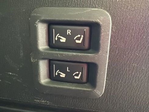 Used 2018 INFINITI QX80 4WD image 13