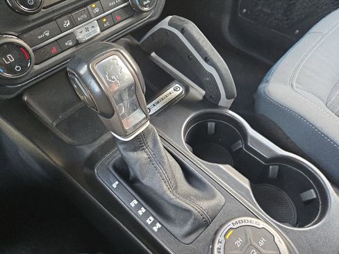 Used 2021 Ford Bronco Outer Banks AWD/4WD image 46