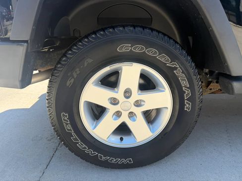 Used 2014 Jeep Wrangler Sport w/ Quick Order Package 24S AWD/4WD image 59