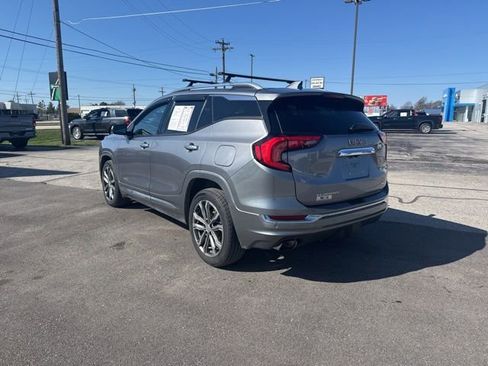 Used 2020 GMC Terrain Denali w/ Denali Premium Package image 4