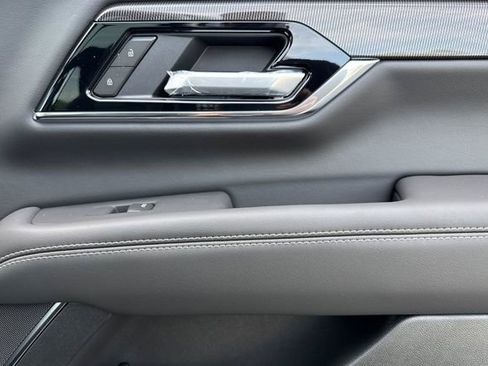 New 2026 GMC Yukon Elevation w/ Elevation Premium Package AWD/4WD image 22
