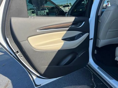 Used 2021 Buick Enclave Essence w/ Sound and Sites Package FWD image 12