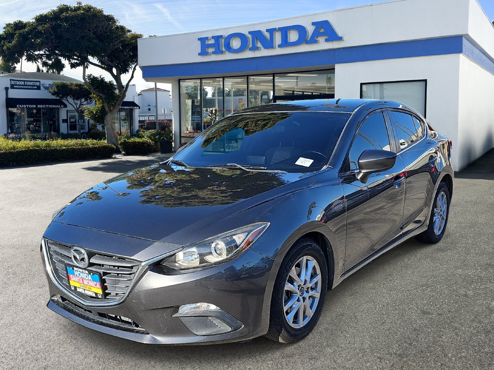 Used 2016 MAZDA MAZDA3 i Sport w/ Preferred Equipment Package FWD image 1