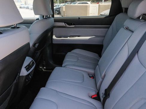 Used 2025 Hyundai Palisade SEL image 19