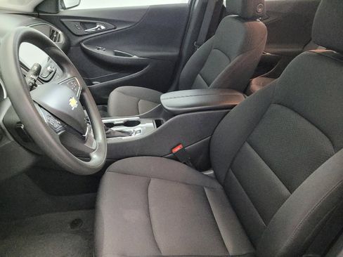 Used 2024 Chevrolet Malibu LT image 17