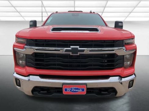 Certified 2026 Chevrolet Silverado 2500 LT w/ Texas Edition image 16