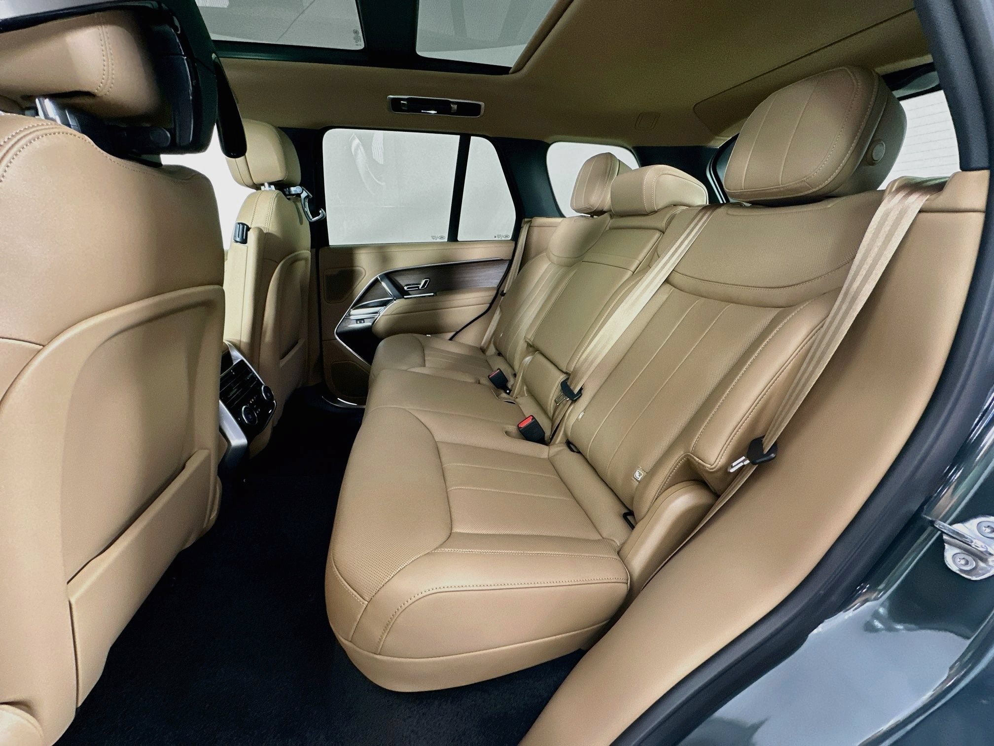 New 2027 Land Rover Range Rover SE AWD/4WD image 22