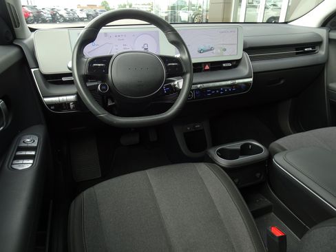 Used 2023 Hyundai Ioniq 5 SE RWD image 13