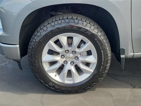 Certified 2024 Chevrolet Silverado 1500 Custom RWD image 24