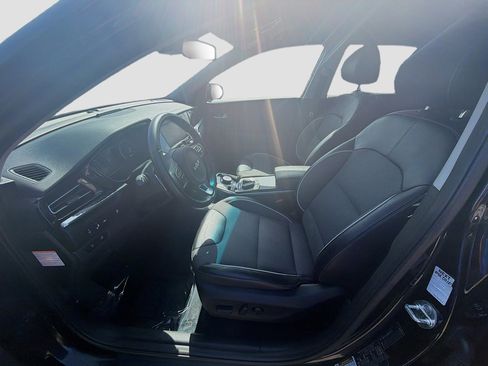 Used 2022 Kia Niro EX FWD image 17