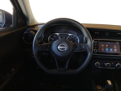 Used 2023 Nissan Kicks S image 12