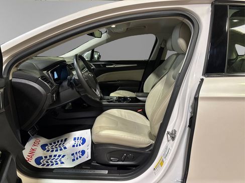 Used 2015 Ford Fusion Titanium image 9