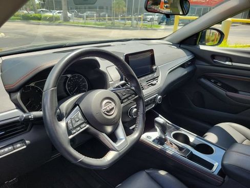 Used 2023 Nissan Altima 2.5 SR FWD image 27