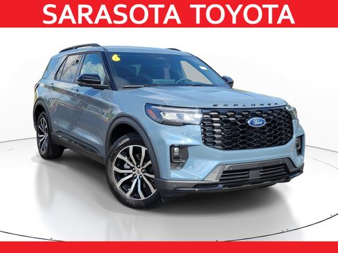 Used 2026 Ford Explorer ST-Line RWD image 1